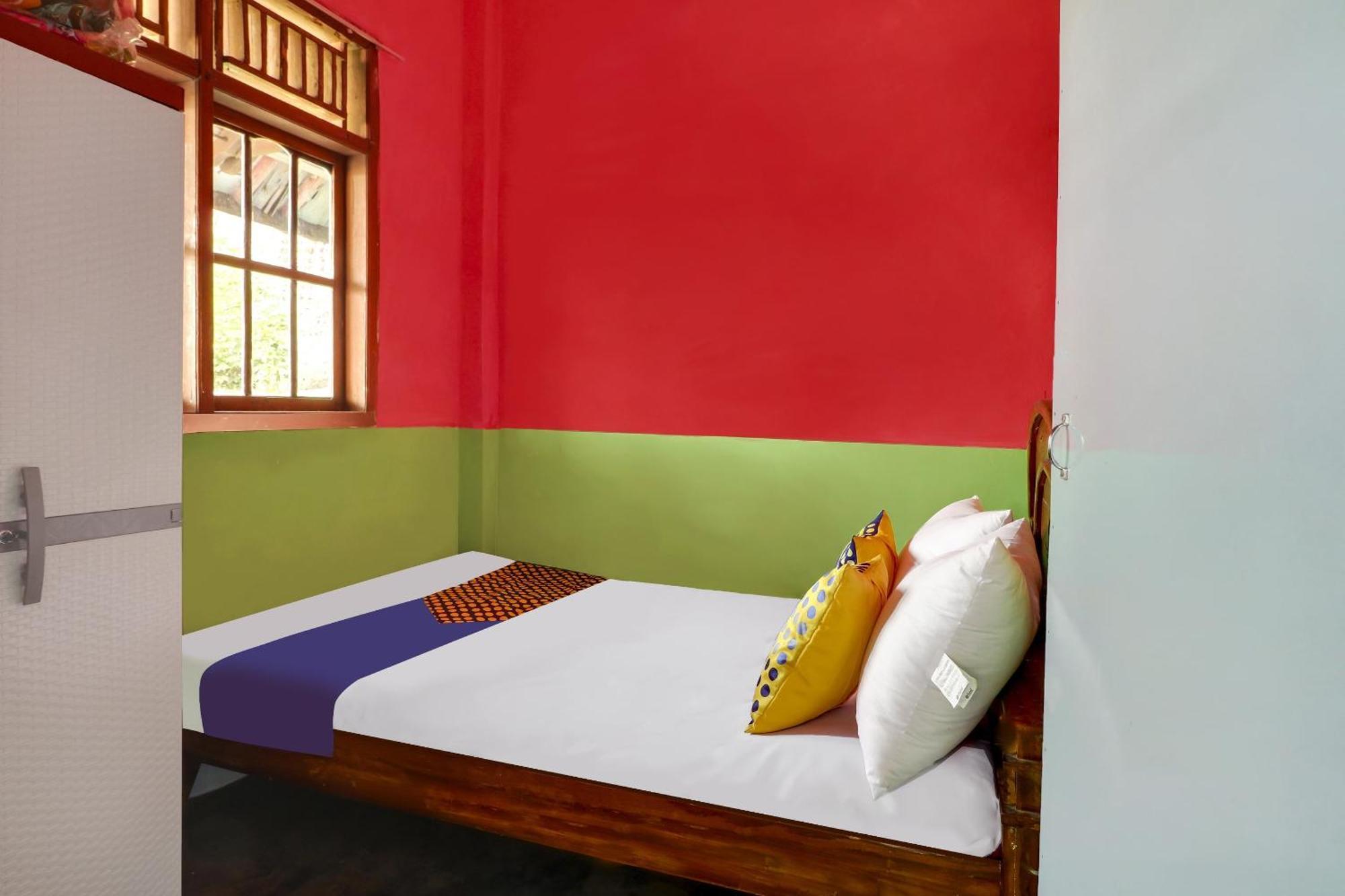 Oyo Homes 90956 Desa Wisata Guranteng Pendjalu Экстерьер фото